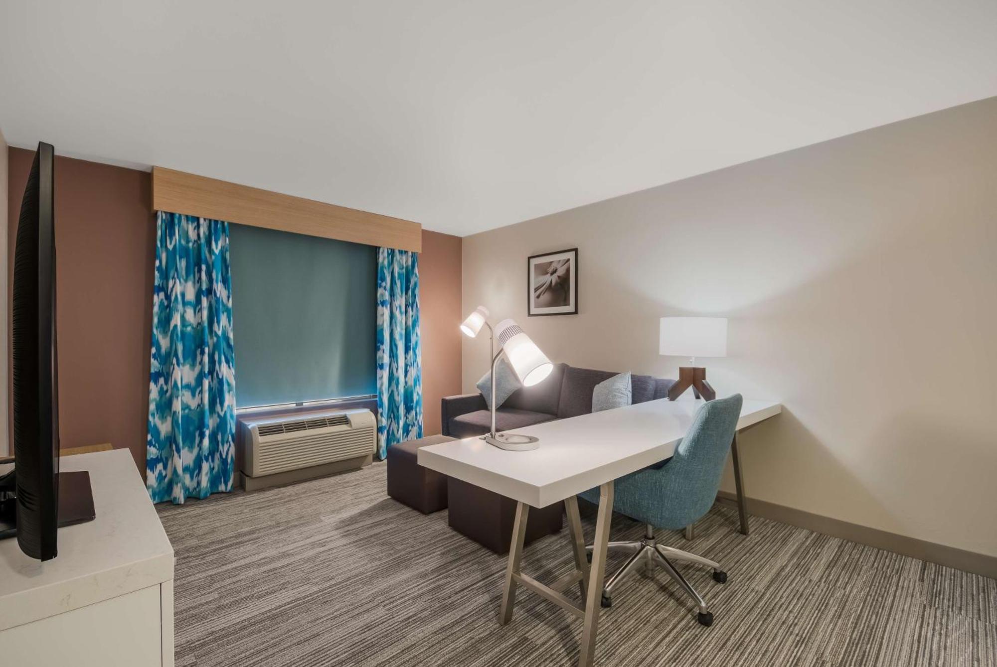 Hilton Garden Inn Oklahoma City Midtown Buitenkant foto